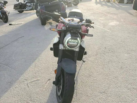 JH2SC8011KK100288 — 2019 Honda Cb, photo 2 from Copart, Side
