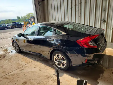 2017 HONDA CIVIC VIN 2HGFC2F56HH514573 фото 2