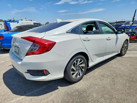 2HGFC2F73HH521191 — 2017 Honda Civic, photo 3 from Copart 13.10.2026, Minor dents and scratches