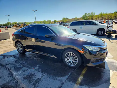 2017 HONDA CIVIC VIN 2HGFC2F5XHH549570 фото 4