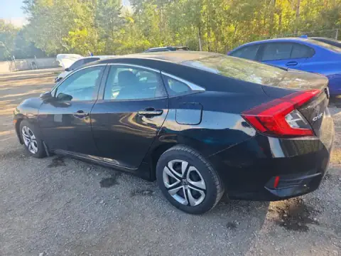 2HGFC2F55HH018843 — 2017 Honda Civic, фото 2 з Copart 22.09.2026, Передня частина