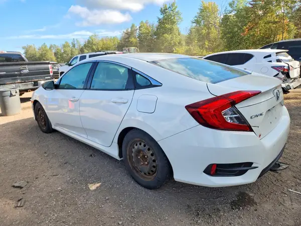 2HGFC2F80HH017254 — 2017 Honda Civic, photo 2 from Copart 06.10.2026, Flood