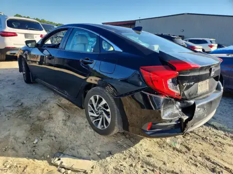 2HGFC2F76HH522528 — 2017 Honda Civic, photo 2 from Copart, Rear end