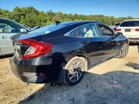 2HGFC2F76HH522528 — 2017 Honda Civic, photo 3 from Copart, Rear end