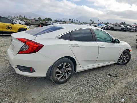 2017 Honda Civic VIN 2HGFC2F70HH558702 фото 3