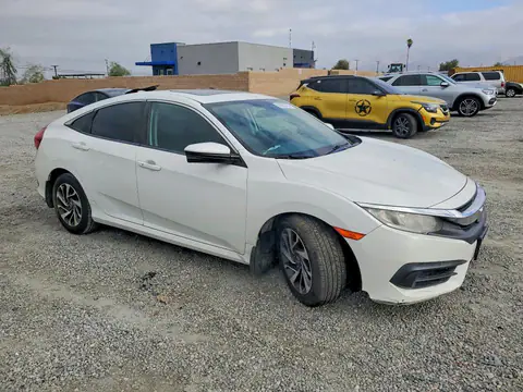 2017 Honda Civic VIN 2HGFC2F70HH558702 фото 4