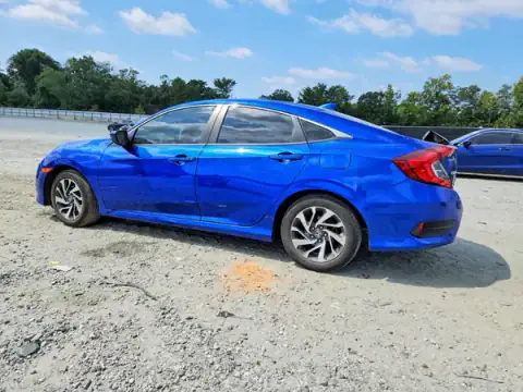 19XFC2F76HE002596 — 2017 Honda Civic, foto 2 de Copart, Parte delantera