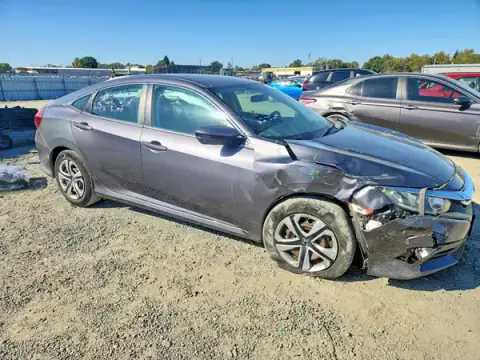 2HGFC2F56HH524147 — 2017 Honda Civic, foto 4 de Copart 24.09.2026, Parte delantera