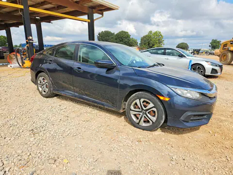 19XFC2F52HE065936 — 2017 Honda Civic, photo 4 from Copart 21.10.2026, Side