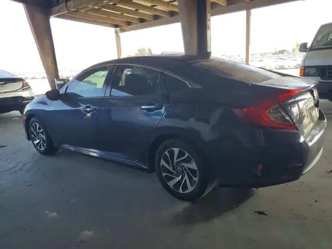 2HGFC2F80HH511730 — 2017 Honda Civic, foto 2 de Copart 15.10.2026, Lateral