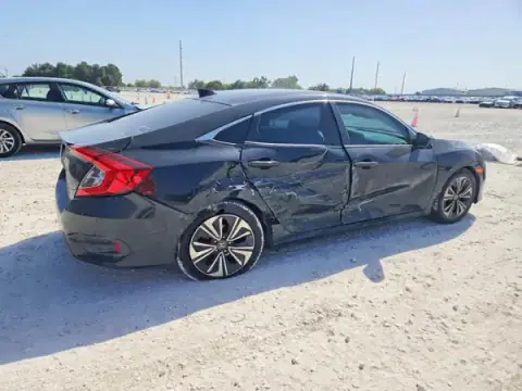 JHMFC1F73JX024313 — 2018 Honda Civic, ფოტო 3, Copart, გვერდითი ნაწილი