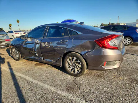 2018 Honda Civic VIN 2HGFC2F75JH514166 фото 2