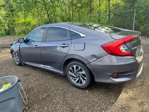 2HGFC2F74KH041006 — 2019 Honda Civic, photo 2 from Copart 24.09.2026, Front end