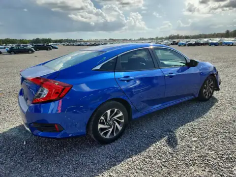 19XFC2F62LE011232 — 2020 Honda Civic, zdjęcie 3 z Copart, Przód