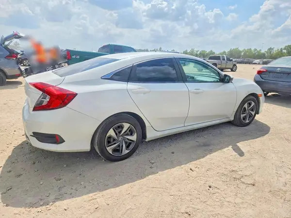 2HGFC2F6XMH559504 — 2021 Honda Civic, фото 3 с аукциона Copart, Боковая часть