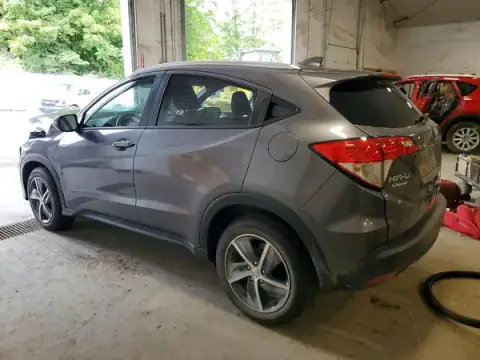 3CZRU6H58MM737457 — 2021 Honda HR-V, photo 2 from Copart, Front end