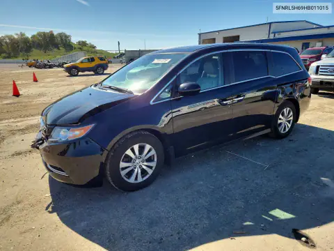 5FNRL5H69HB011015 — 2017 Honda Odyssey, წინა ნაწილი, ფოტოები შეკეთებამდე