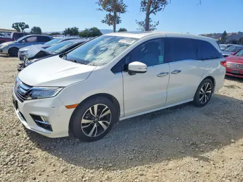 5FNRL6H99JB084777 — 2018 Honda Odyssey, უკანა ნაწილი (Rear End), ფოტოები შეკეთებამდე