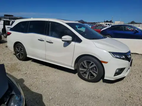 5FNRL6H99JB084777 — 2018 Honda Odyssey, photo 4 from Copart 22.09.2026, Rear end