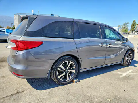 5FNRL6H96JB015111 — 2018 Honda Odyssey, foto 3 de Copart 22.10.2026, Parte delantera
