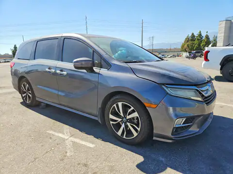 5FNRL6H96JB015111 — 2018 Honda Odyssey, foto 4 de Copart 22.10.2026, Parte delantera