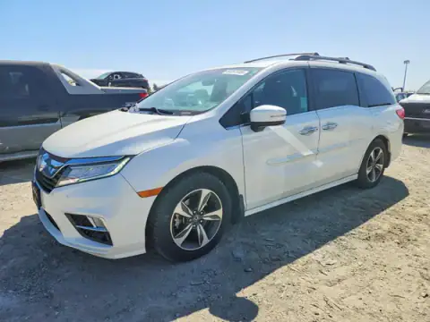 5FNRL6H83JB002792 — 2018 Honda Odyssey, წინა ნაწილი (Front End), ფოტოები შეკეთებამდე