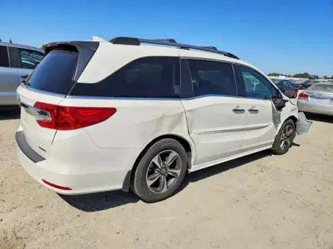 5FNRL6H83JB002792 — 2018 Honda Odyssey, ფოტო 3, Copart 22.09.2026, წინა ნაწილი
