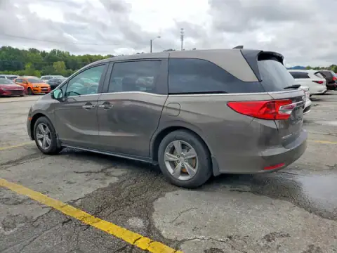 5FNRL6H77JB057768 — 2018 Honda Odyssey, фото 2 с аукциона Copart, Мелкие вмятины и царапины