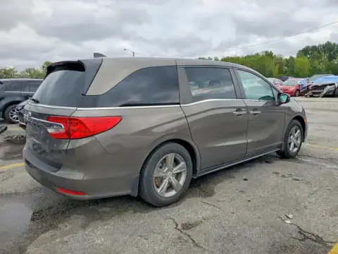 5FNRL6H77JB057768 — 2018 Honda Odyssey, фото 3 с аукциона Copart, Мелкие вмятины и царапины