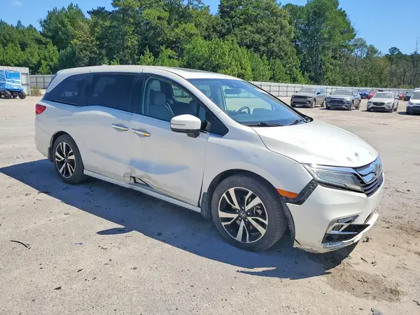 5FNRL6H95JB034734 — 2018 Honda Odyssey, photo 4 from Copart, Side