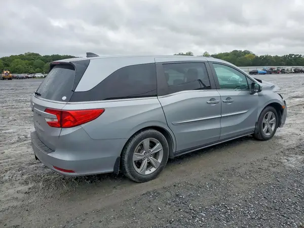 5FNRL6H73JB007126 — 2018 Honda Odyssey, фото 3 с аукциона Copart, Передняя часть