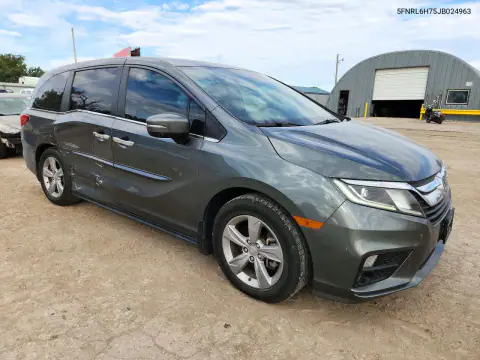 5FNRL6H75JB024963 — 2018 Honda Odyssey, foto 4 de Copart, Lateral