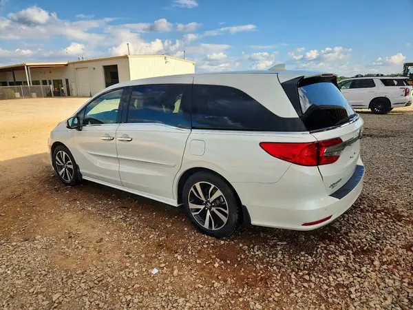 5FNRL6H99KB071190 — 2019 Honda Odyssey, zdjęcie 2 z Copart, Przód