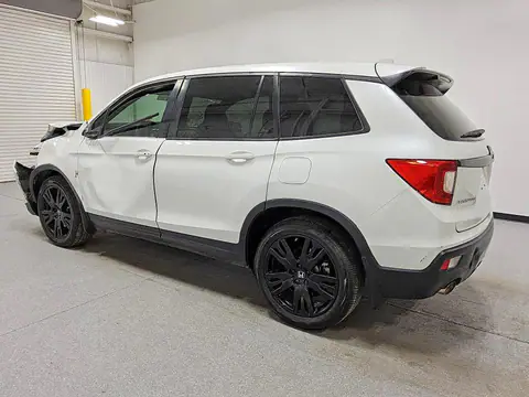 2021 HONDA PASSPORT VIN 5FNYF7H26MB004626 фото 2