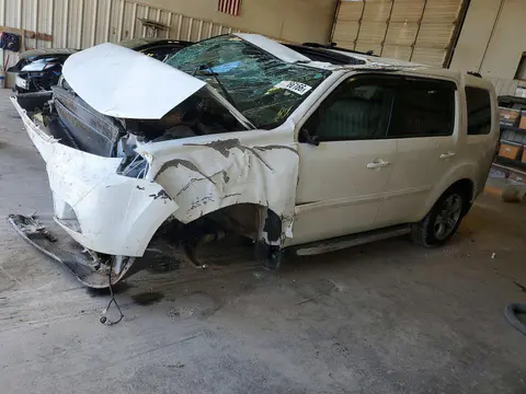 5FNYF3H57DB038299 — 2013 Honda Pilot, Повреждения снизу (Undercarriage), фото до ремонта