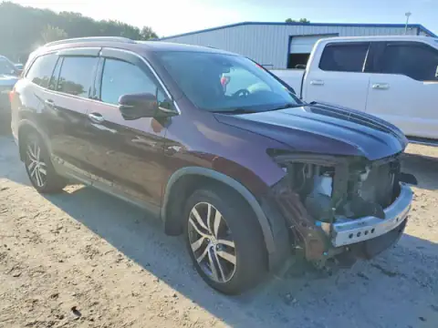 5FNYF6H92HB018925 — 2017 Honda Pilot, zdjęcie 4 z Copart 22.09.2026, Przód