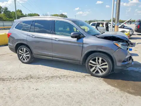 5FNYF6H04HB035453 — 2017 Honda Pilot, photo 4 from Copart, Front end