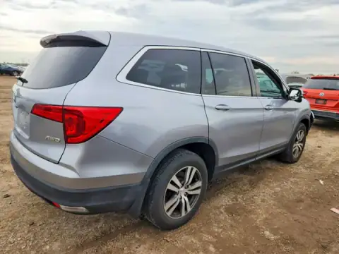 5FNYF6H52HB041523 — 2017 Honda Pilot, photo 3 from Copart, Front end
