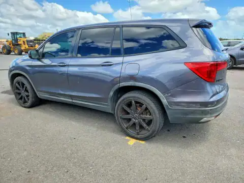 5FNYF5H36HB009876 — 2017 Honda Pilot, foto 2 de Copart 20.10.2026, Pequeñas abolladuras y arañazos