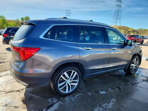 2018 HONDA PILOT VIN 5FNYF6H92JB034564 фото 3
