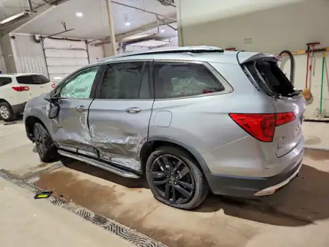 5FNYF6H01JB031981 — 2018 Honda Pilot, ფოტო 2, Copart, გადაბრუნება