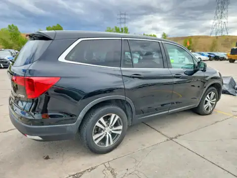 5FNYF6H56JB038338 — 2018 Honda Pilot, photo 3 from Copart 05.10.2026, Front end