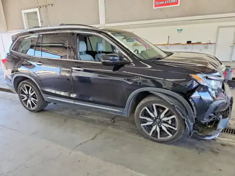 5FNYF6H63KB001158 — 2019 Honda Pilot, zdjęcie 4 z Copart, Przód