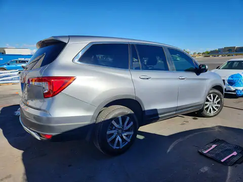 5FNYF5H35KB045324 — 2019 Honda Pilot, zdjęcie 3 z Copart 19.10.2026, Bok