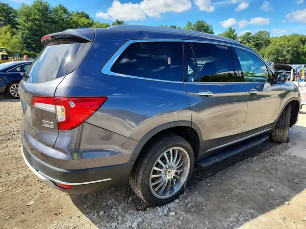 5FNYF6H91MB045270 — 2021 Honda Pilot, zdjęcie 3 z Copart 08.10.2026, Przód