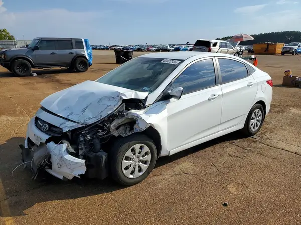 KMHCT4AE2GU074380 Hyundai Accent 2016 — повреждение Передняя часть, фото до ремонта
