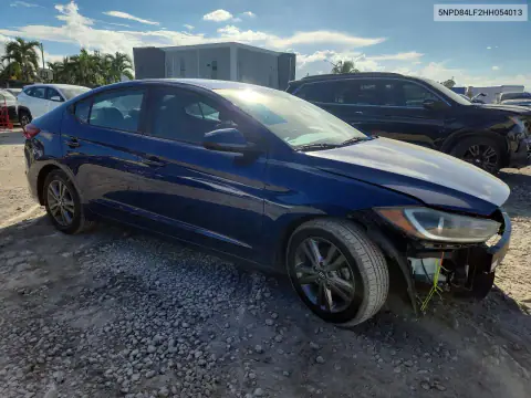5NPD84LF2HH054013 — 2017 Hyundai Elantra, zdjęcie 4 z Copart, Przód