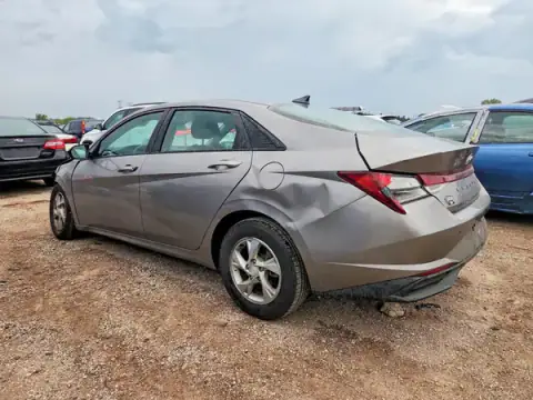 KMHLL4AG5MU069476 — 2021 Hyundai Elantra, zdjęcie 2 z Copart, Przód