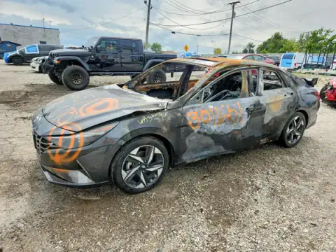 5NPLN4AG4MH026045 — 2021 Hyundai Elantra, Vandalismo (Vandalism), fotos antes de reparar