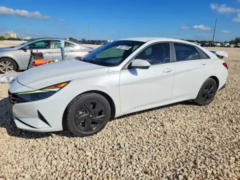 5NPLM4AG2MH019324 — 2021 Hyundai Elantra, Parte trasera (Rear End), fotos antes de reparar